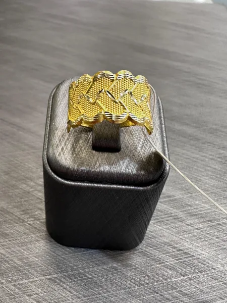 14 Ayar Altın Desenli Yüzük